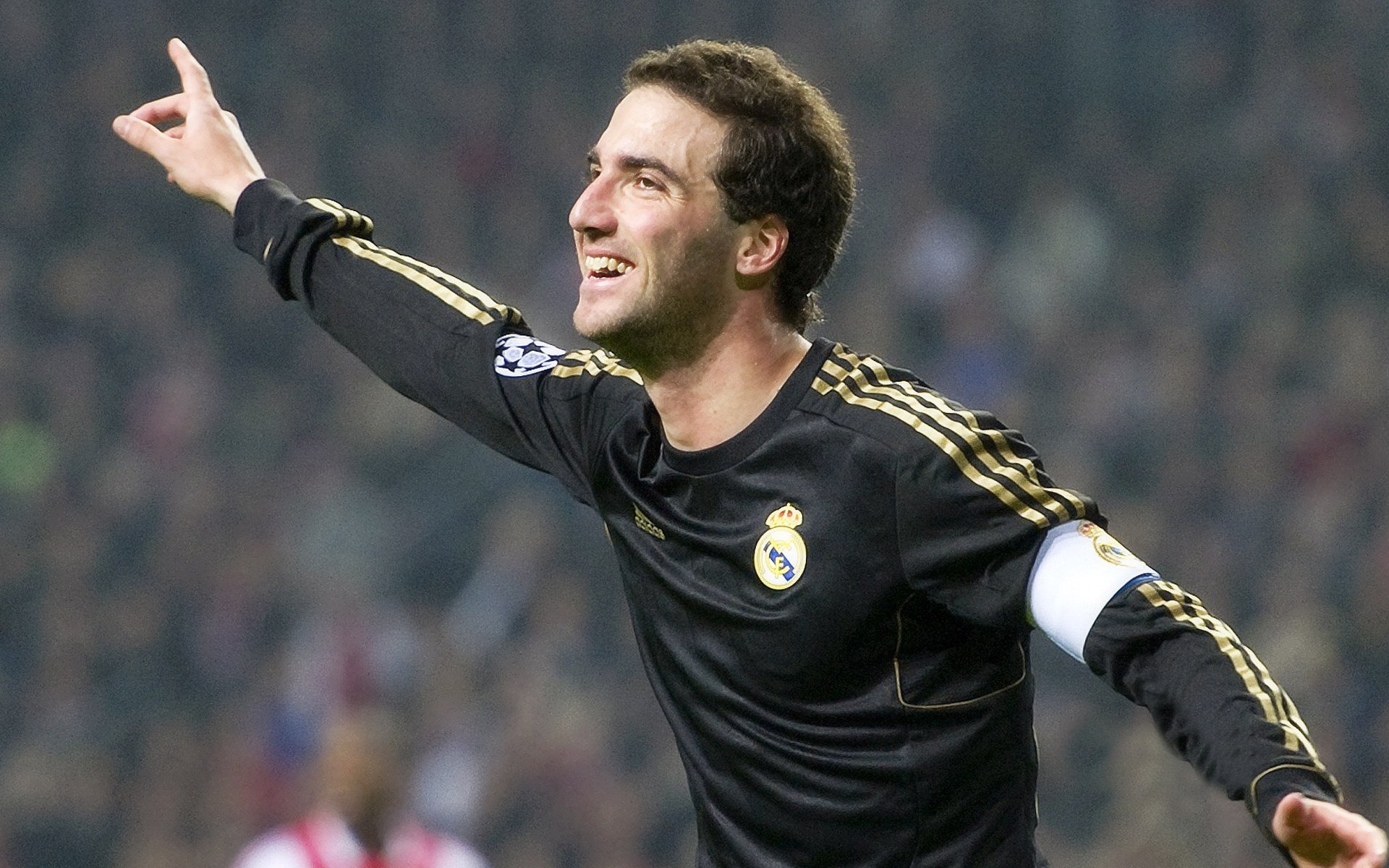 “萨尔·巴赫：南非的年轻希望”