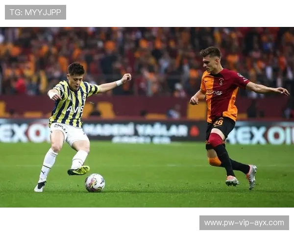 五大联赛最佳阵容出炉，新赛季巨星群星闪耀，绿茵场上的传奇再起